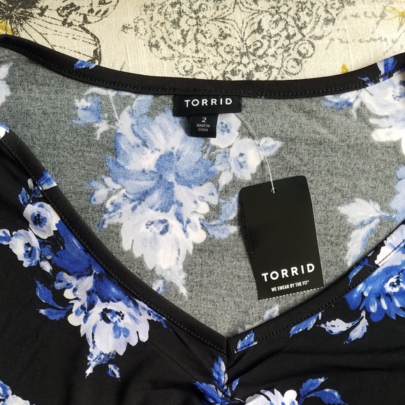 🆕️Torrid Floral Print Cinched Front Babydoll Top - Picture 7 of 9